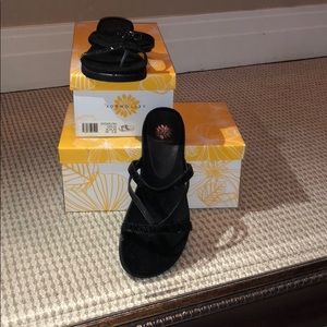 Yellow Box Splendid Sandal